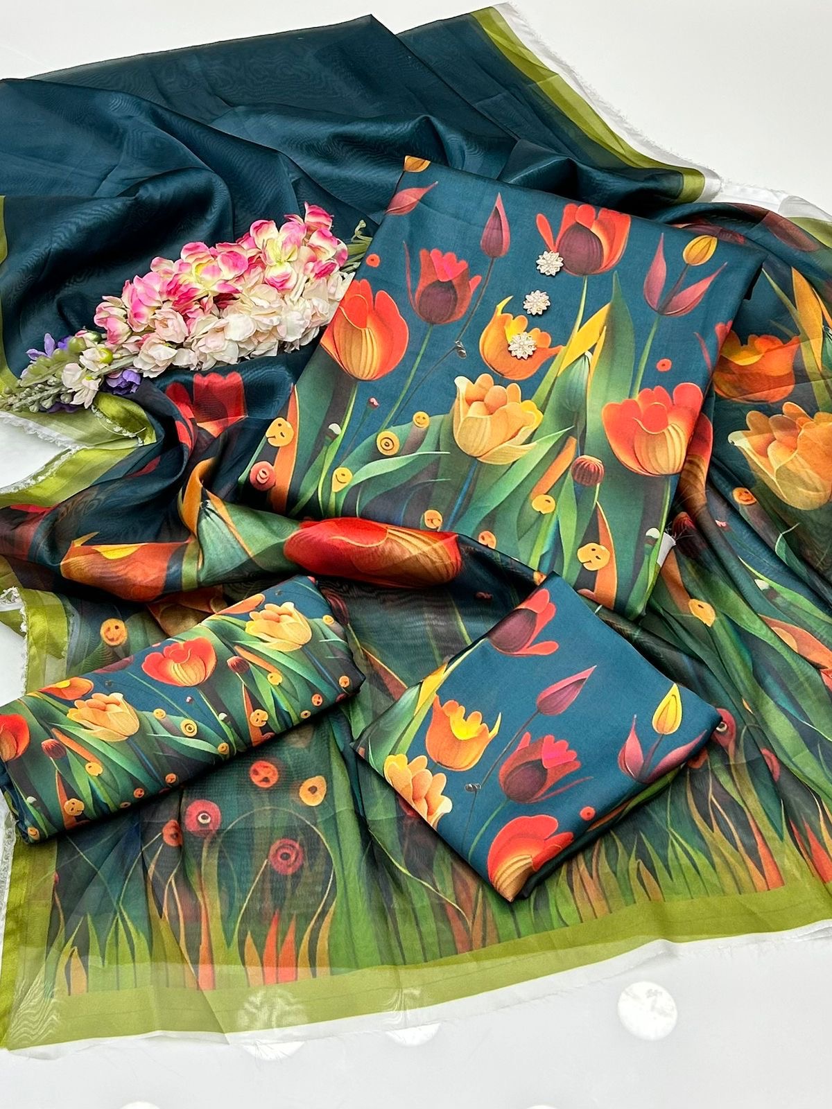 3 PIECE - SHAMOZE SILK FLORAL PRINT SUIT.