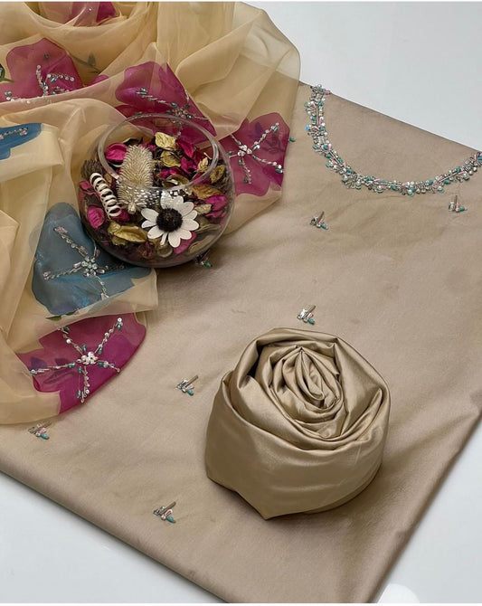 Ajwa’s Trending Kataan silk 3pc dress