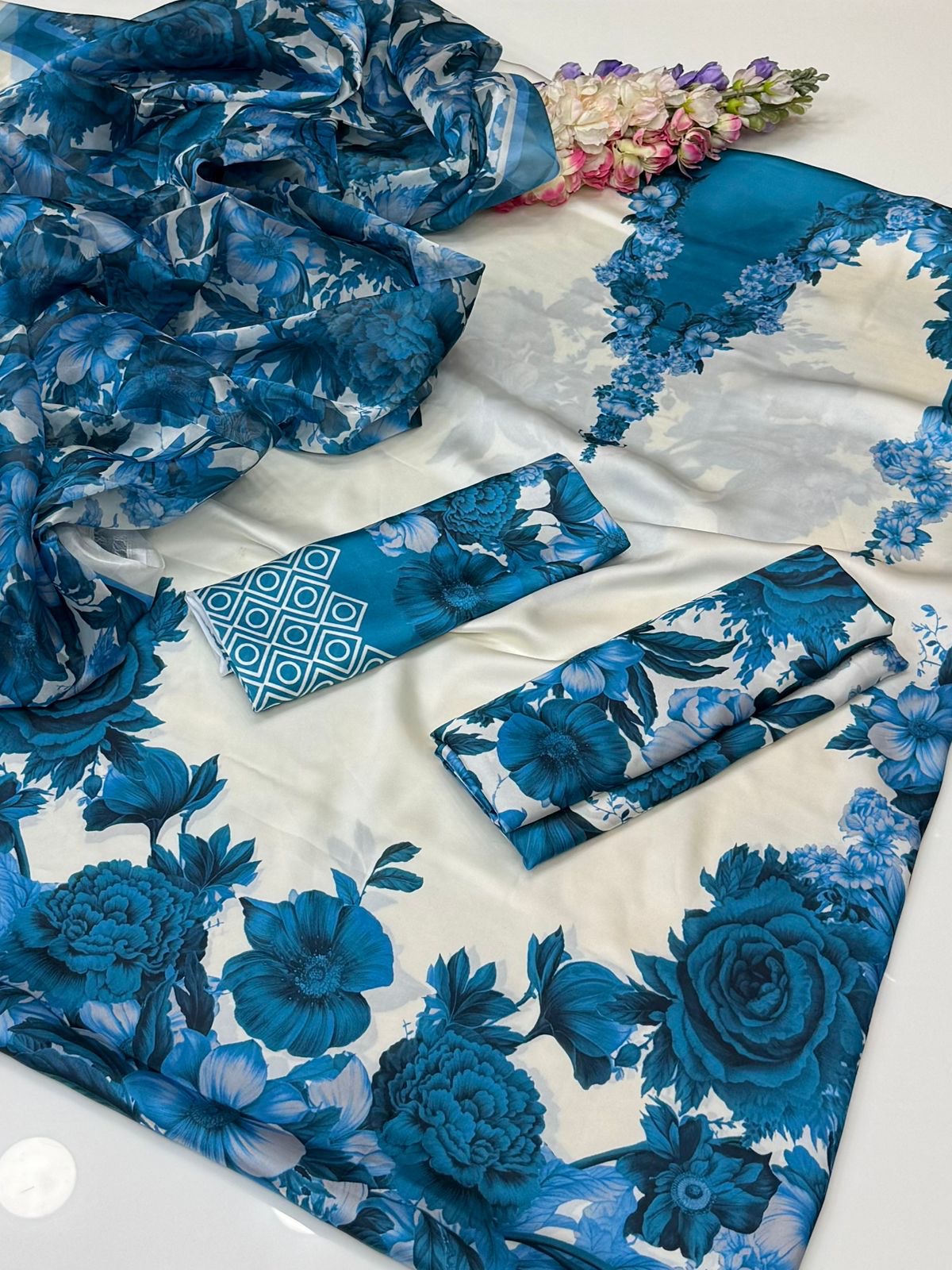 3 PIECE — SHAMOZ SILK PRINT SUIT