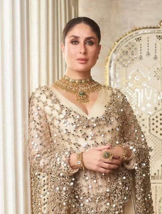 Kareena Kapoor HIT cut Work Duptta.