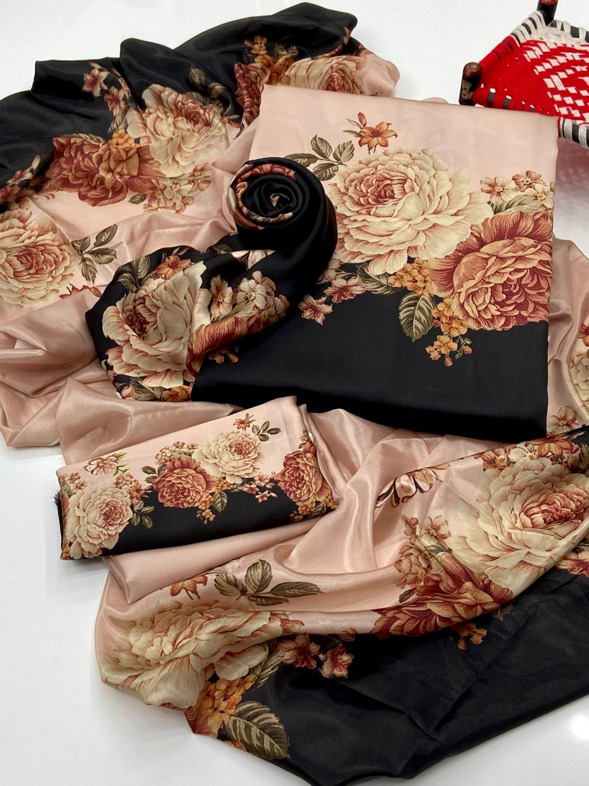 3 PIECE - SHAMOZE SILK SUIT.