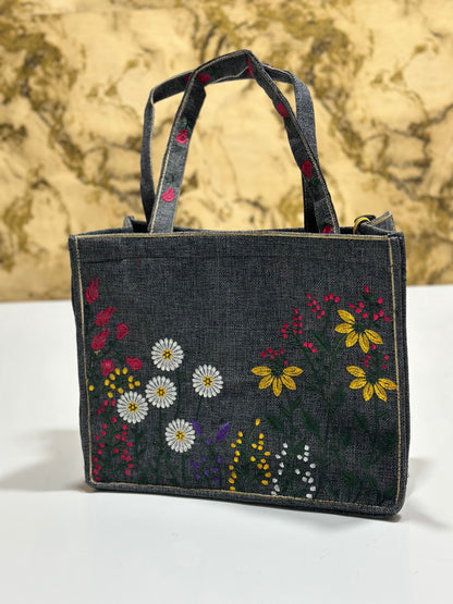 Embroidered Hand Bags (Ajwa151509)