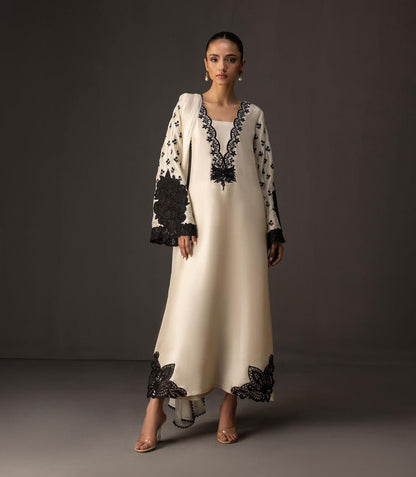 3 PIECE — SHAMOZ SILK SUIT (Ajwa15142)