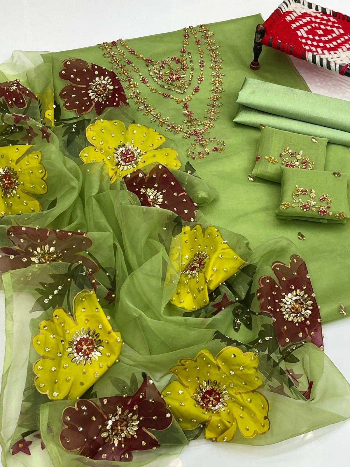 3 PIECE - HAAR GALA BURSH PAINT SUIT.