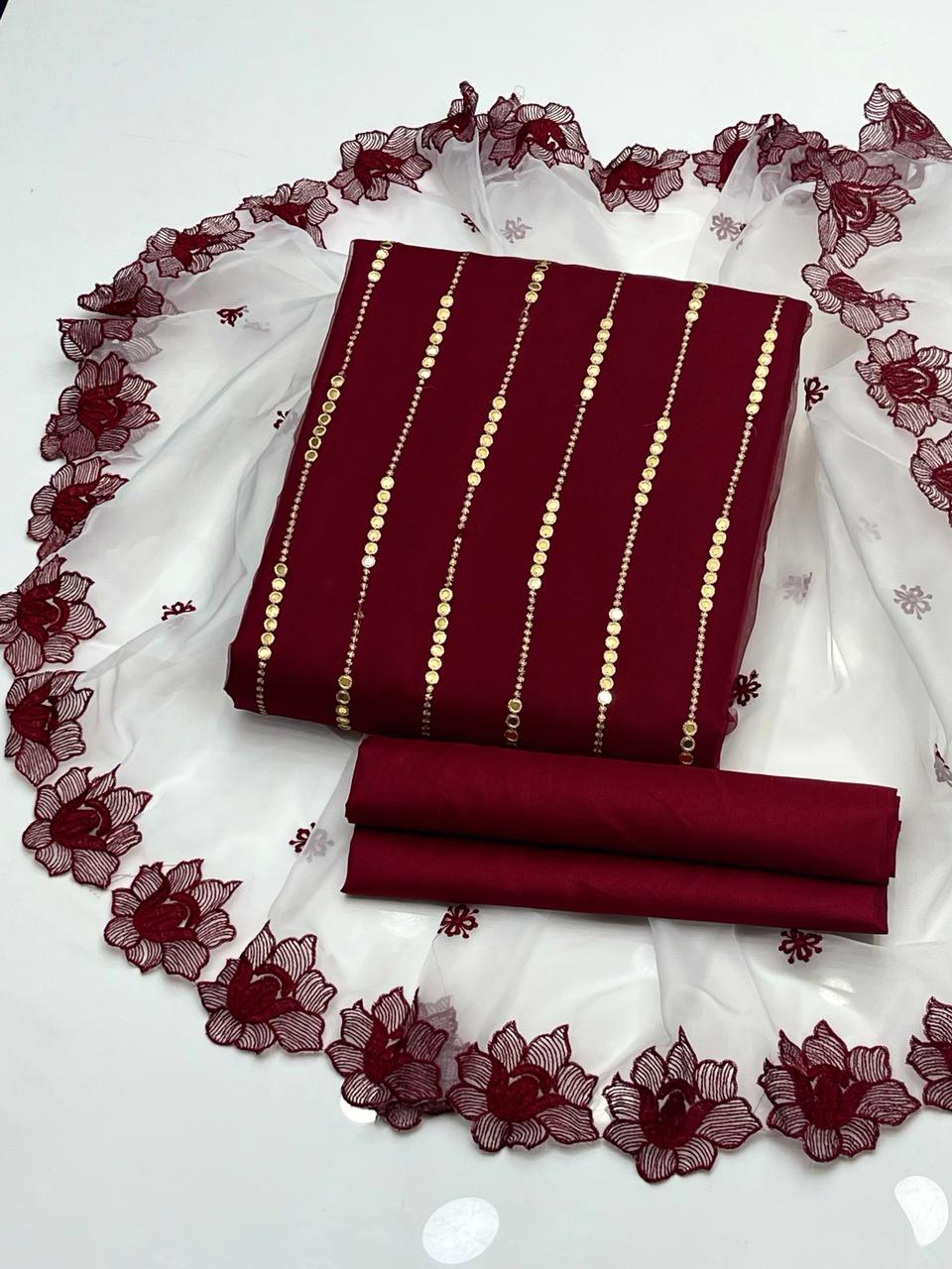 9mm embroidered Organza 3pc Dress 👗