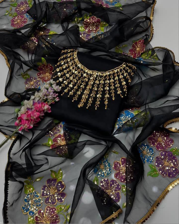 3 piece dress beautiful & Stunning handwork