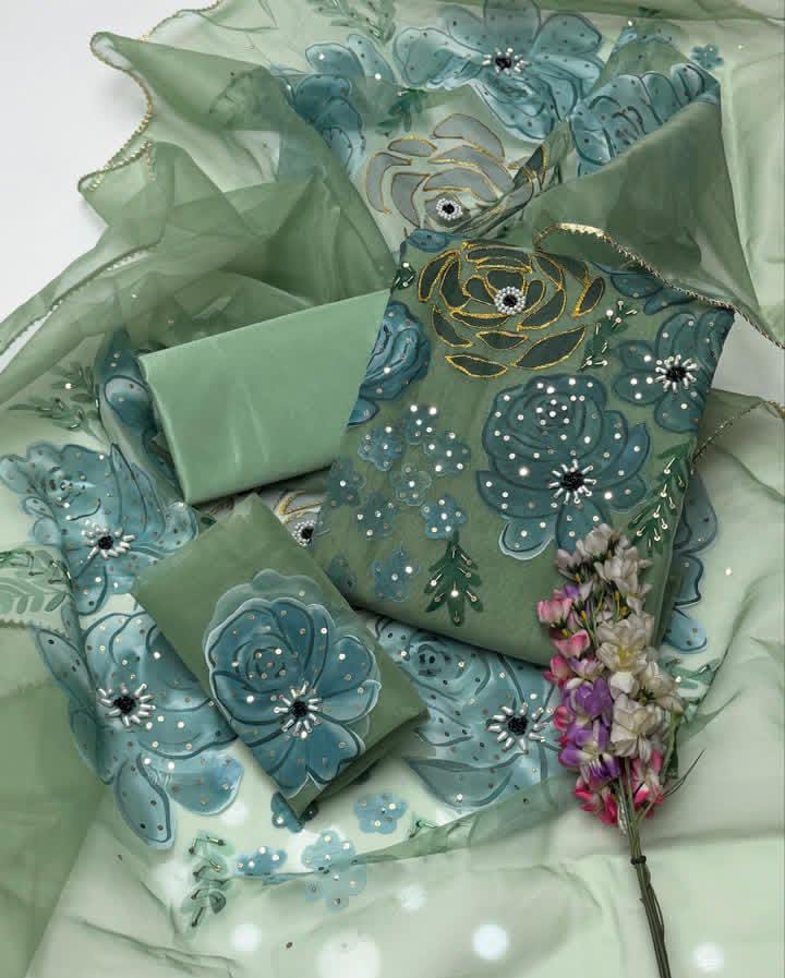 3 Pc Dress Handmade Oil Painted 🎨 With Handwork